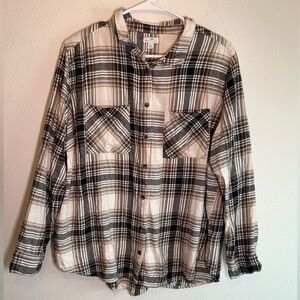 Dip Organic Cotton Women's Size 1X/XL Flannel Plaid Tan Black Grunge Bella Swan
